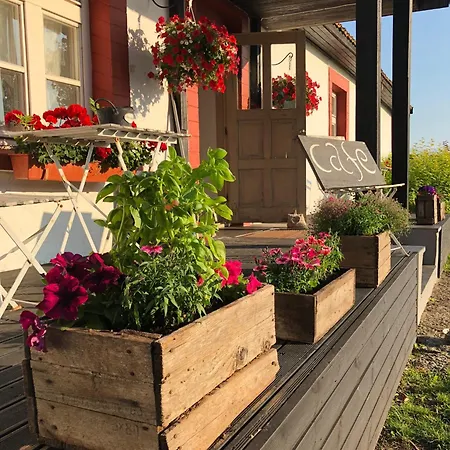 Ontika Guesthouse Affittacamere *