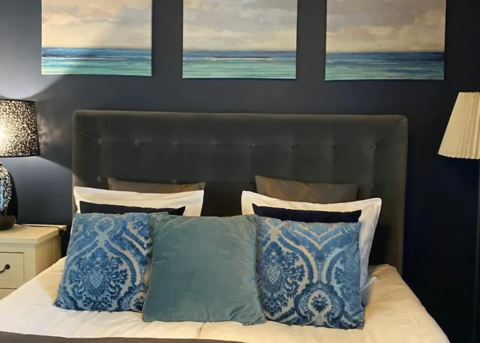 Ontika Guesthouse Pensjonat *